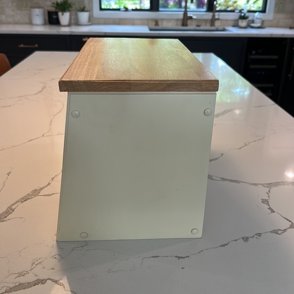 Pomerantz Vintage Mid-Century Modern Bread Box - Picture 3 of 9